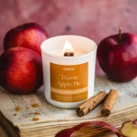 ELARTO - Świeca sojowa zapachowa Warm Apple Pie 175g